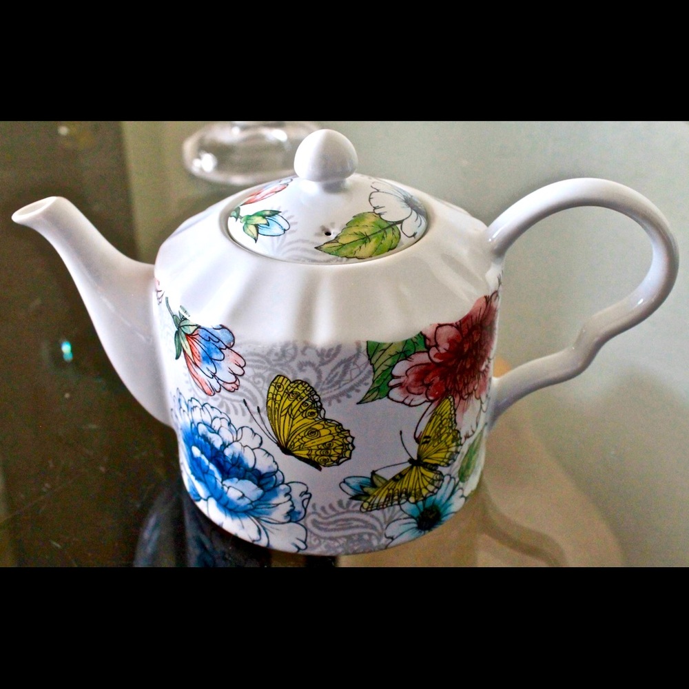 HARPER BY COVENTRY TEAPOT & LID  FLORAL BIRD 5 CUP NEW BUTTERFLYS PORCELAIN